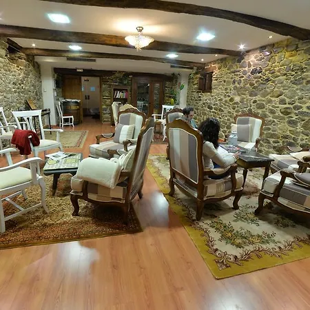 Szálloda La Tronera Del Bierzo Restaurante-hotel