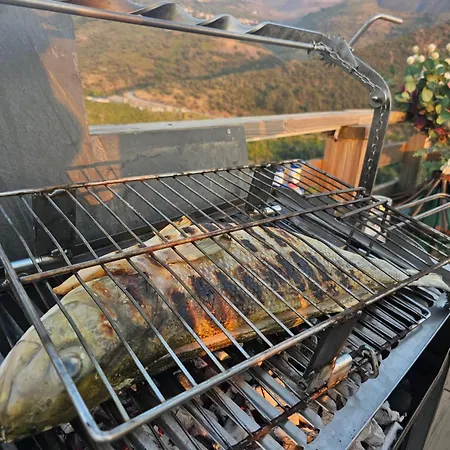 La Tronera Del Bierzo Restaurante-hotel 3*